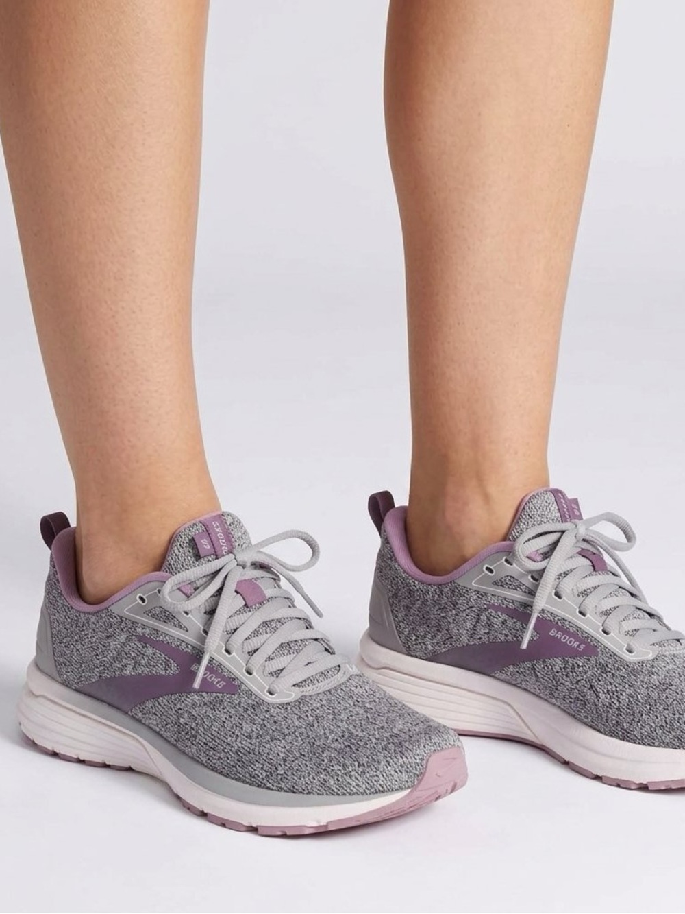 Brooks Shoes Anthem 3 Sneakers Women's Size 9 Purple Gray Running Knit Fabric